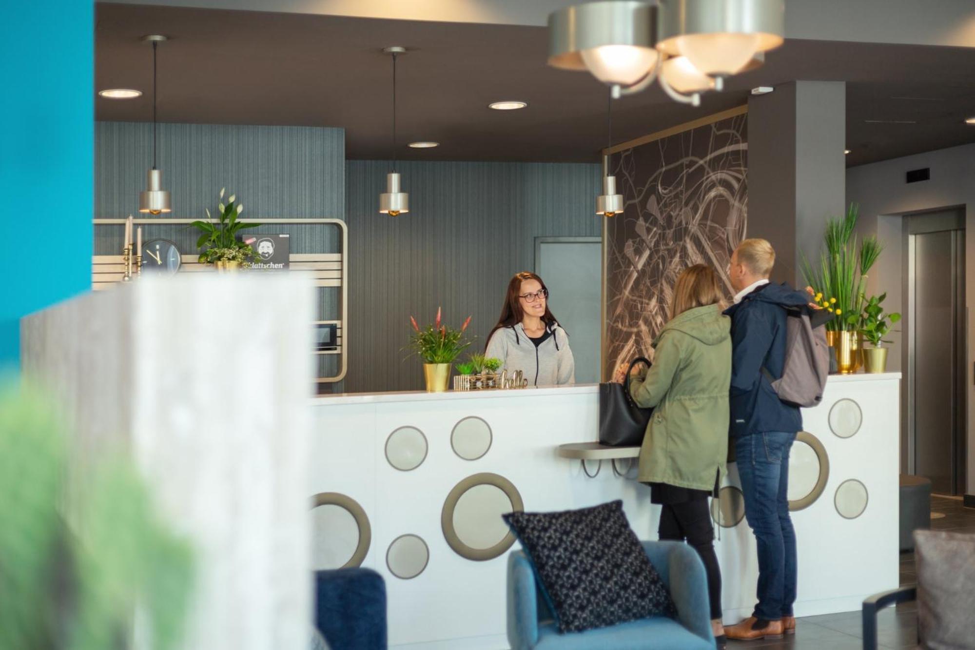 Holiday Inn - The Niu, Brass Munich Olympiapark By Ihg Zewnętrze zdjęcie
